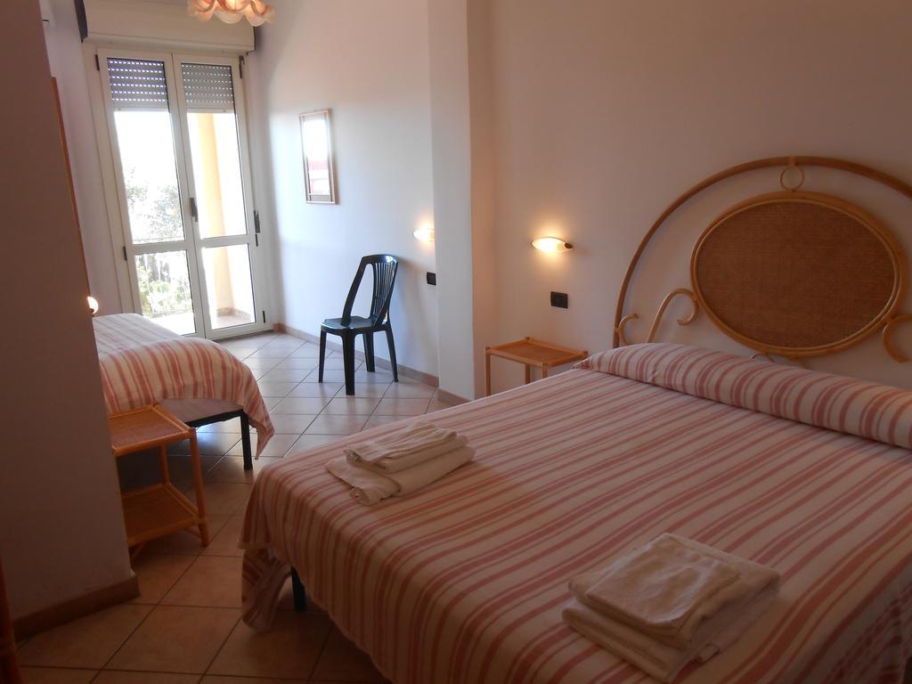 Albergo Il Terrazzino Вибо Валентия Марина Номер фото