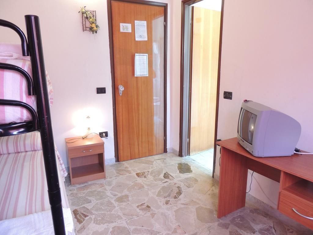 Albergo Il Terrazzino Вибо Валентия Марина Номер фото